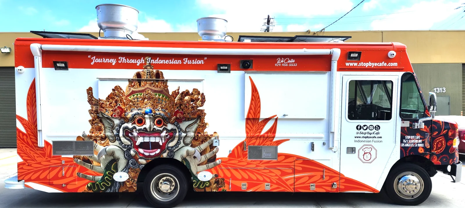 STOPBYE - ASIAN FUSION food truck serving asian fusion in Los Angeles